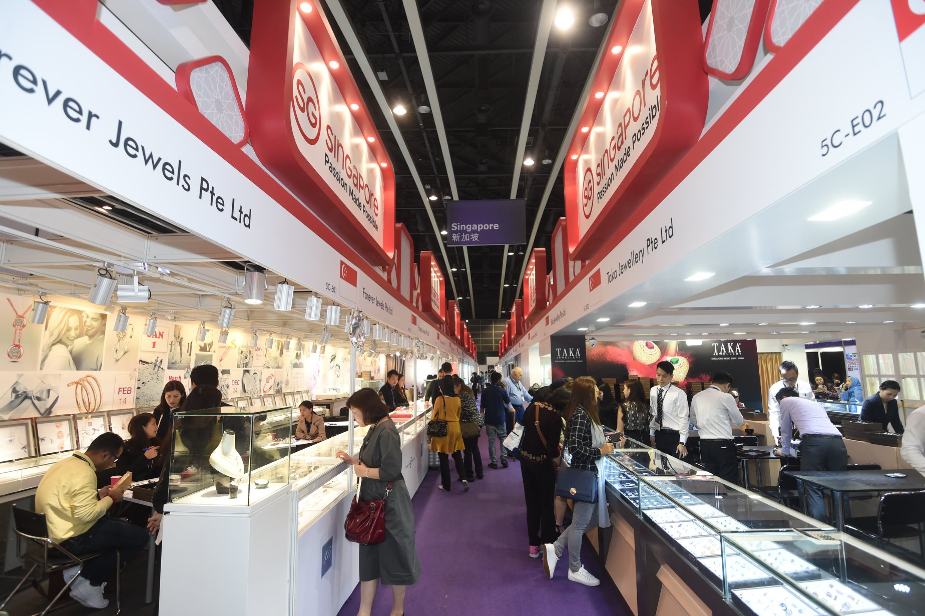 Twin Hong Kong Jewellery Shows Attract Record 87,000 Buyers TSNN